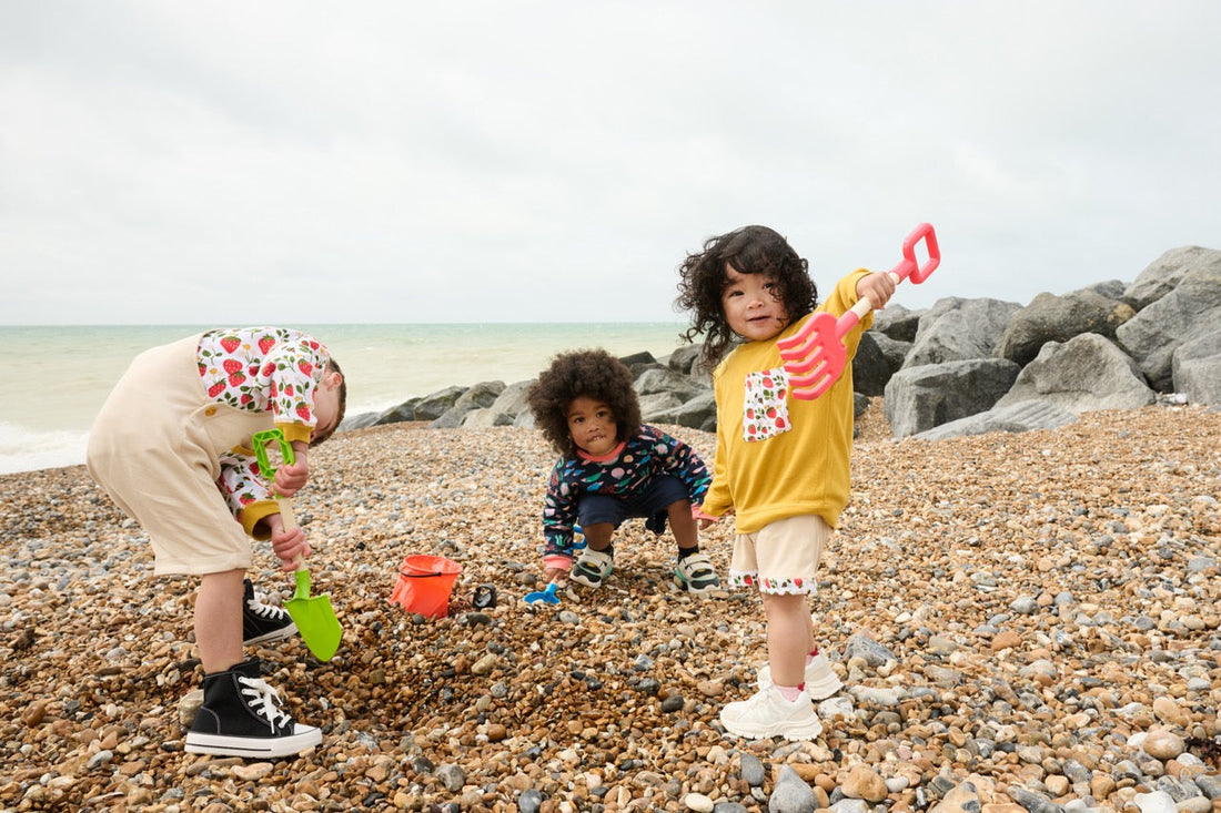 How Clothes Shape Play: The Science Behind Kids’ Clothing Choices